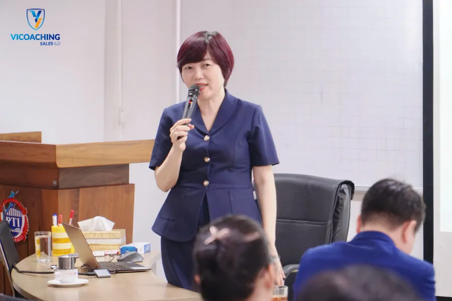 Hội thảo ứng dụng mô hình Sales công nghệ