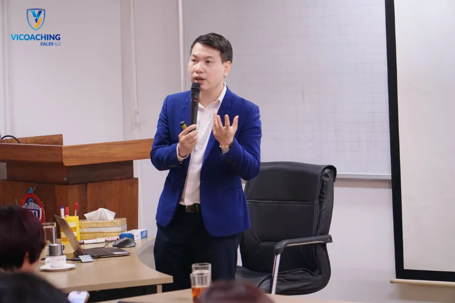 Hội thảo ứng dụng mô hình Sales công nghệ